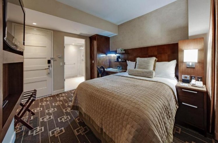Room Accessible-Queen Size Bed Room