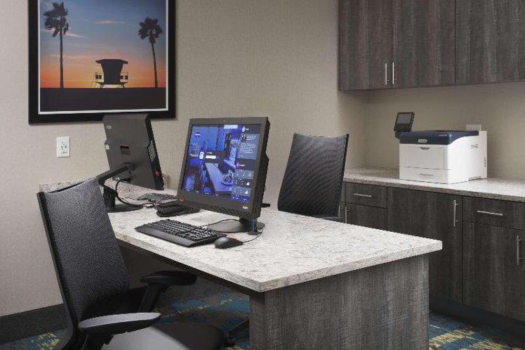 Hampton Inn Miami Airport East
