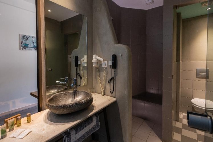 JUNIOR SUITE STANDARD Room