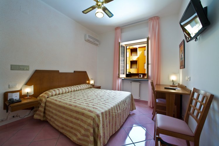 Double or Twin SUPERIOR Room