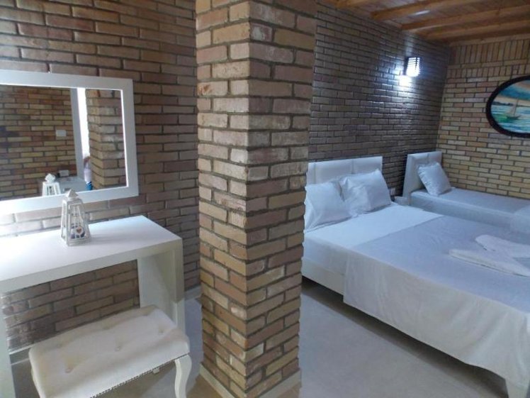 TRIPLE DELUXE SEA VIEW Room