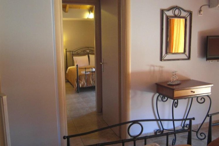 Anastazia Hotel