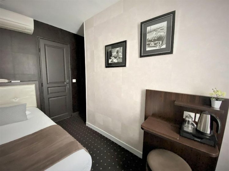 SINGLE STANDARD Room