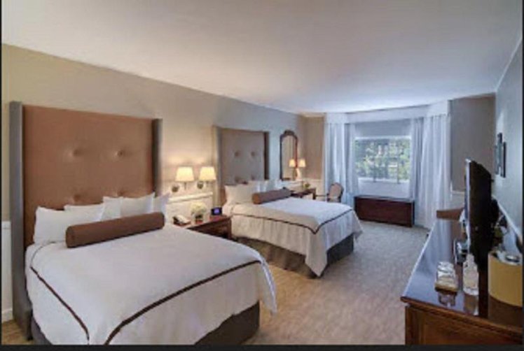 DOUBLE DELUXE TWO DOUBLE BEDS Room