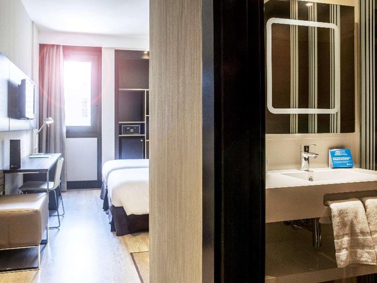 TWIN SUPERIOR Room