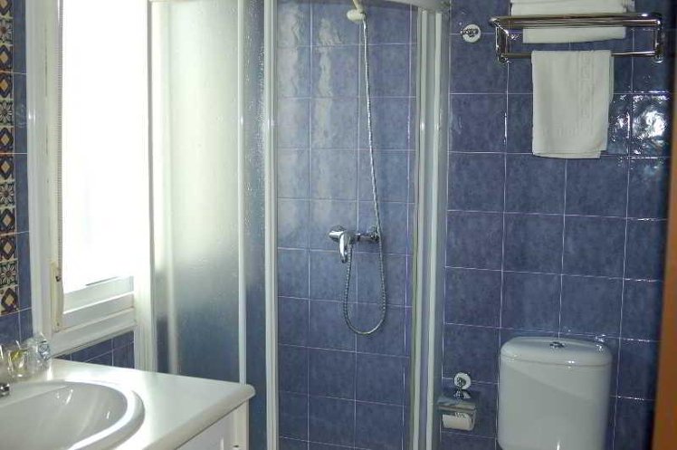 STUDIO STANDARD Room