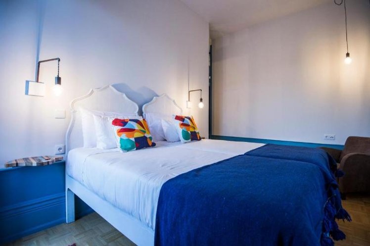 TWIN SUPERIOR CITY VIEW Room