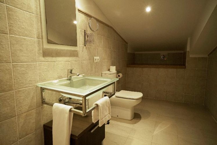 DOUBLE STANDARD Room