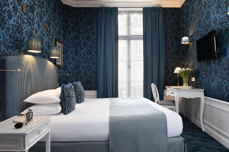TWIN DELUXE Room