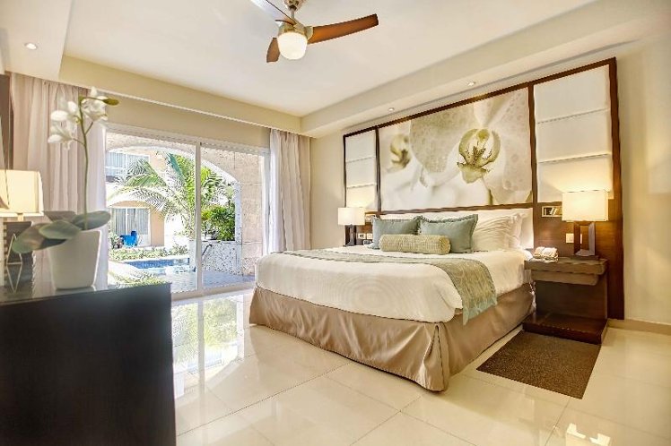 SUITE WITH JACUZZI Room