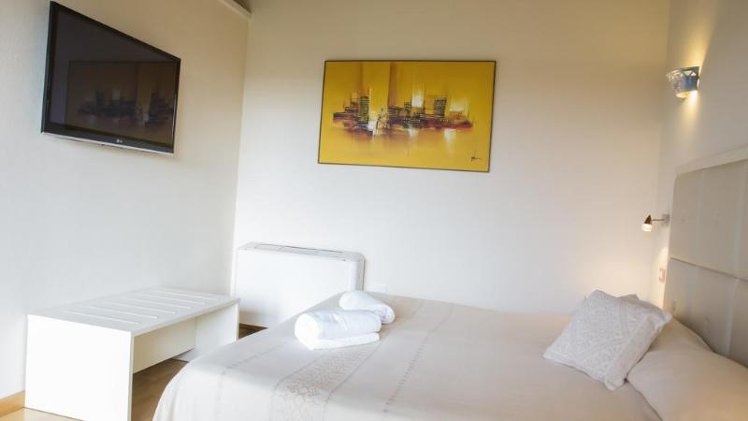 QUADRUPLE STANDARD Room