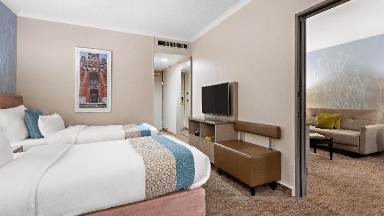 SUITE ONE BED Room