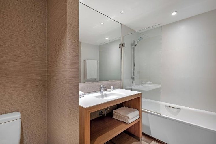 TWIN SUPERIOR Room