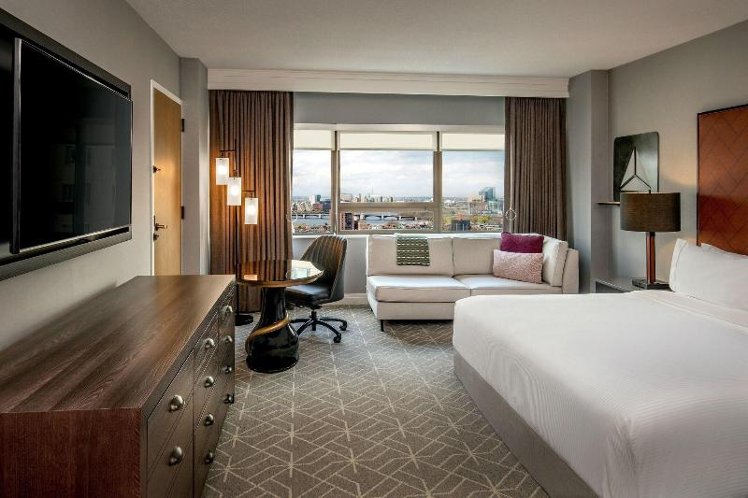 DOUBLE KING SIZE BED Room