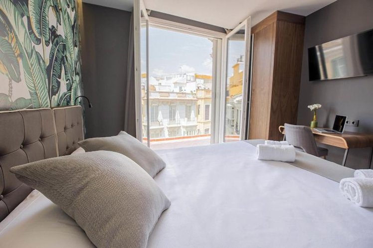 DOUBLE SUPERIOR Room