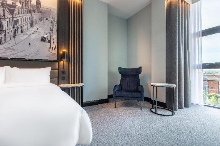 DOUBLE PREMIUM KING BED Room