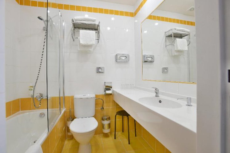 DOUBLE SUPERIOR Room