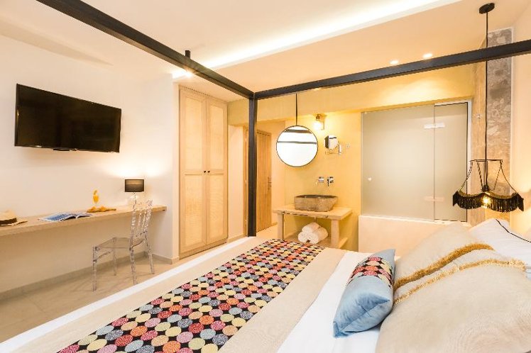 SUITE DELUXE Room