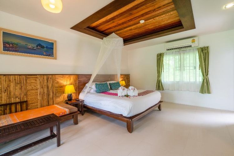 DOUBLE DELUXE MOUNTAIN VIEW Room