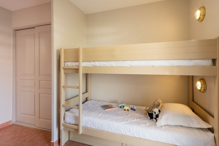 APARTMENT CAPACITY 6 Room