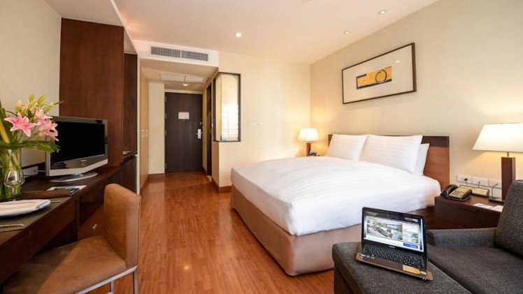DOUBLE DELUXE KING BED Room