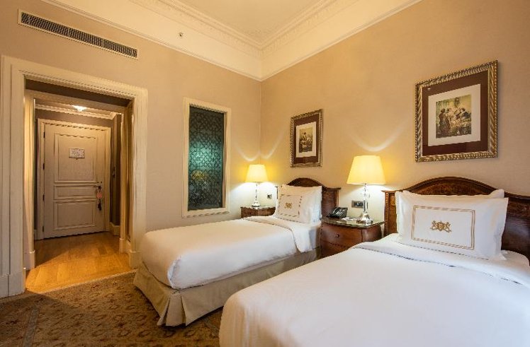 TWIN DELUXE CITY VIEW Room
