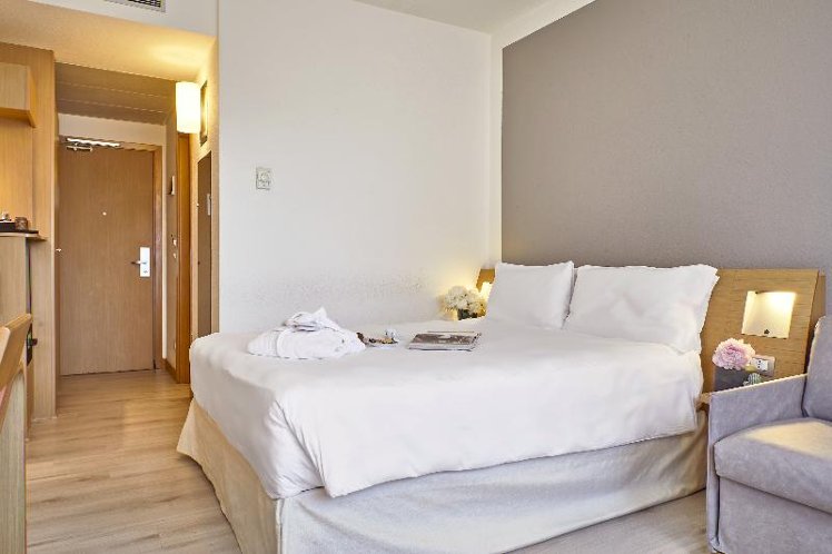 DOUBLE SINGLE USE EXECUTIVE Room
