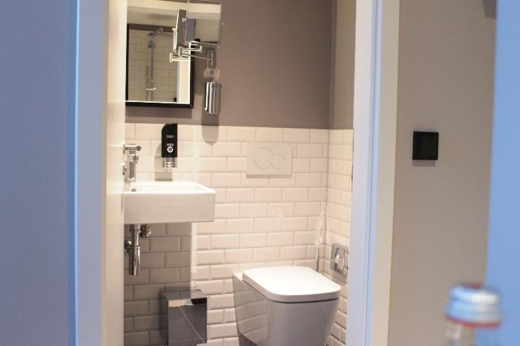 DOUBLE STANDARD Room