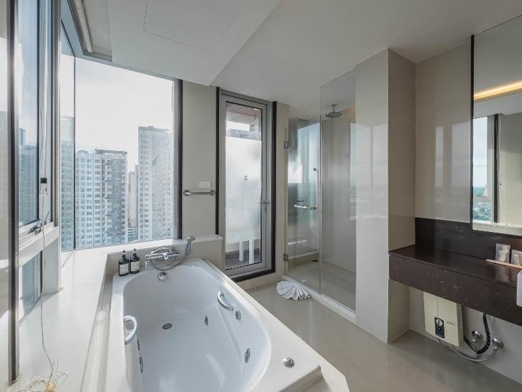 SUITE WITH JACUZZI Room