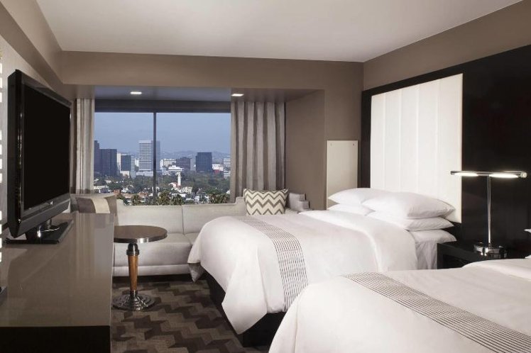 DOUBLE TWO DOUBLE BEDS Room