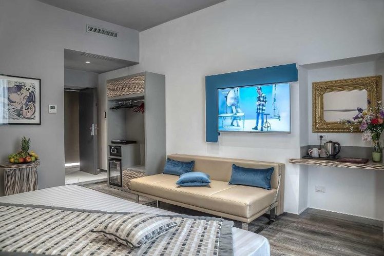DOUBLE HONEYMOON Room