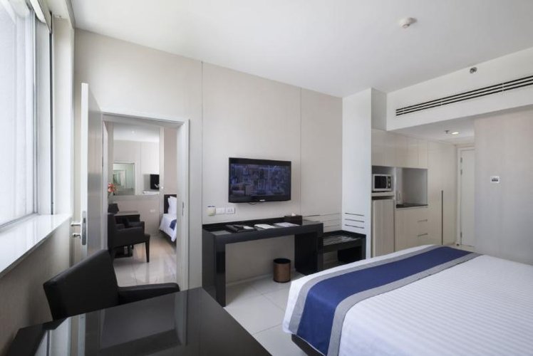 Room CONNECTING ROOM Room