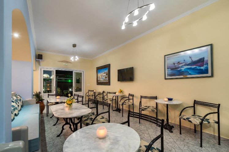 Akis Hotel
