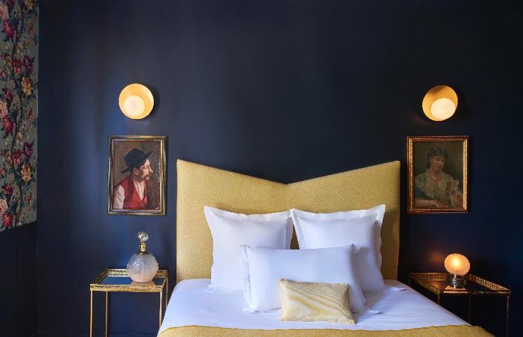 DOUBLE STANDARD Room