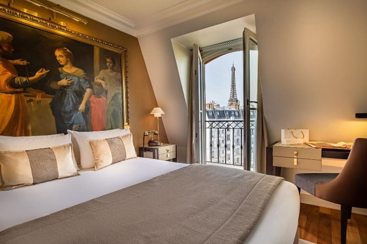 DOUBLE WITH VIEWS Room