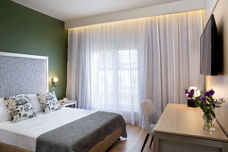 DOUBLE STANDARD Room