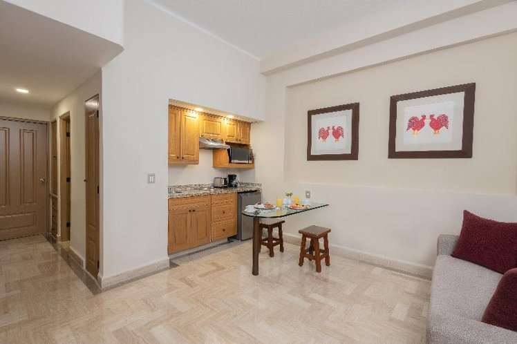 TRIPLE STANDARD Room