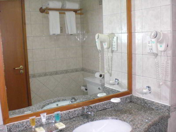 TRIPLE EXECUTIVE ONE BEDROOM Room
