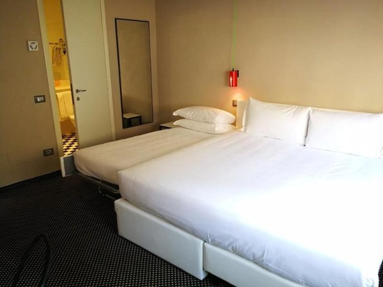 DOUBLE COMFORT Room