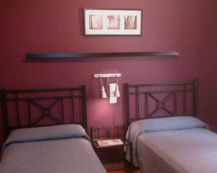 SINGLE STANDARD Room