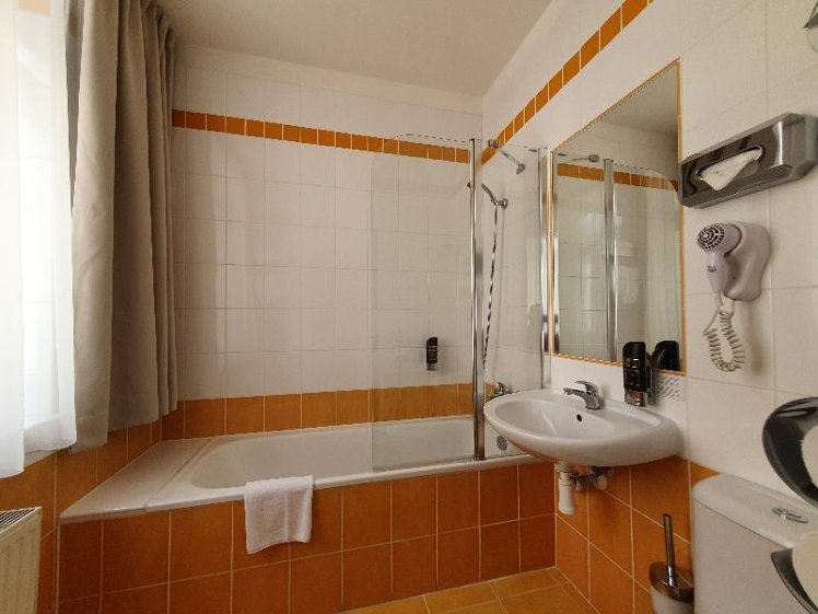 DOUBLE DELUXE Room
