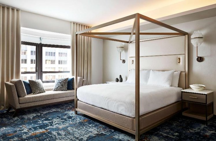 SUITE Presidential Room
