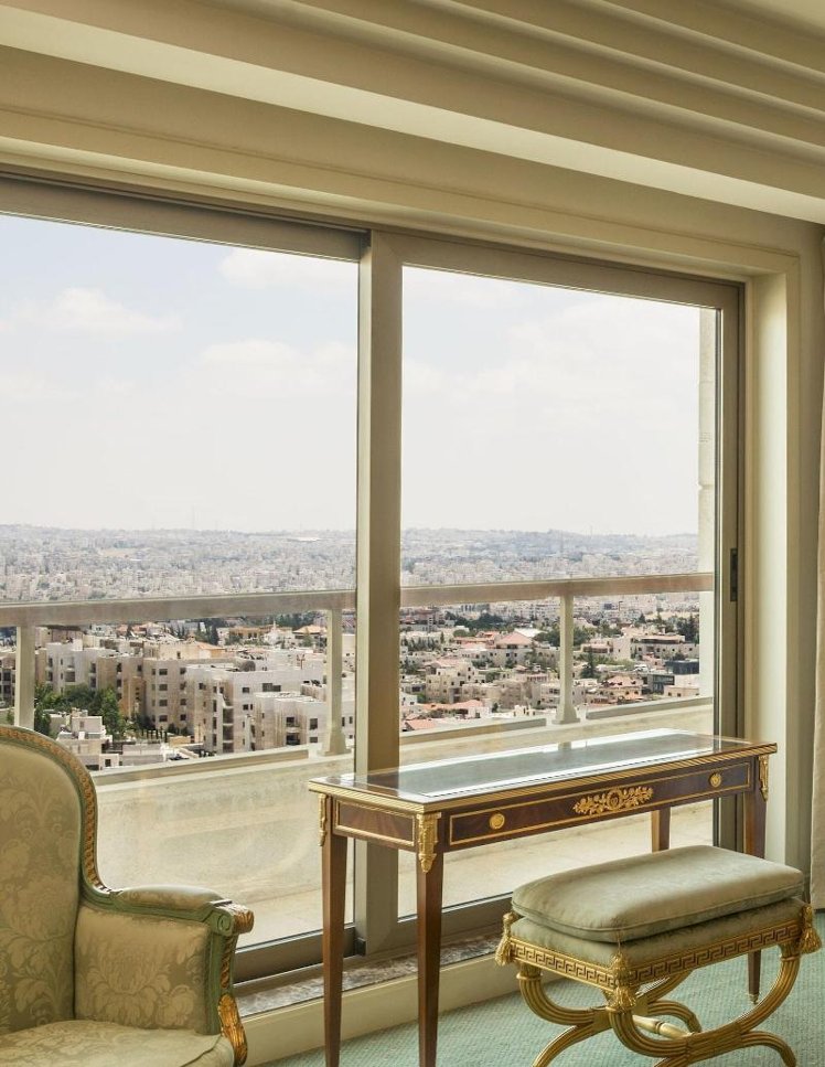 SUITE CITY VIEW KING BED Room