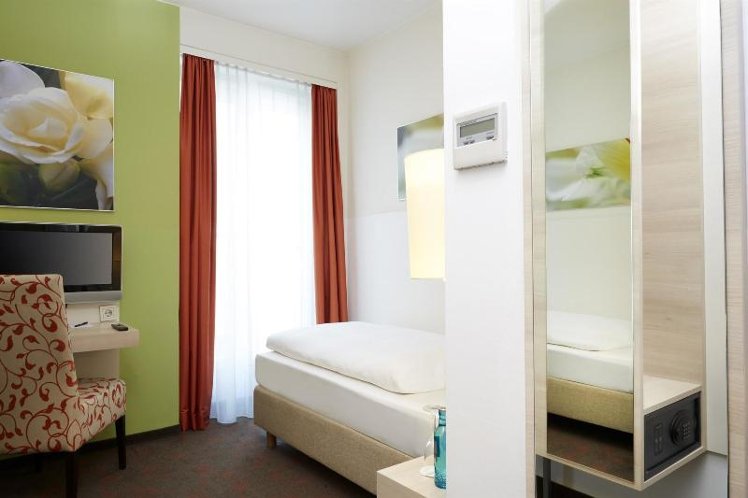 SINGLE COMFORT Room