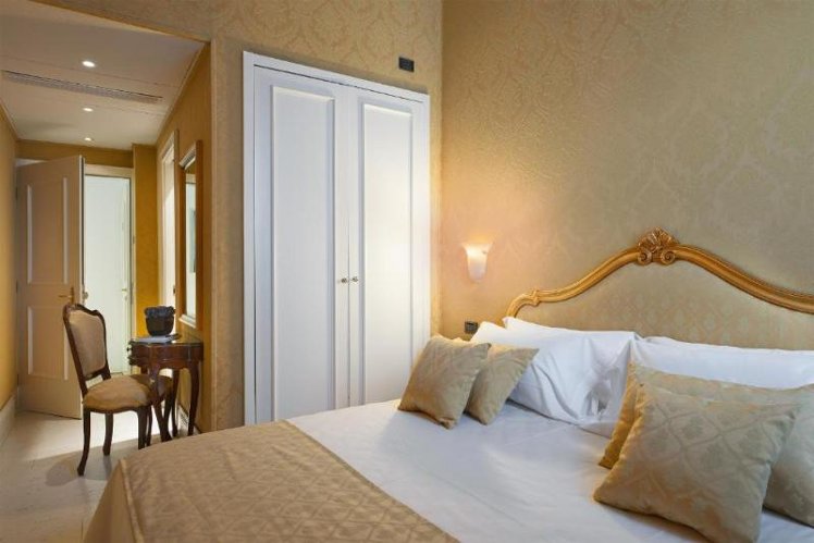 Double or Twin STANDARD Room