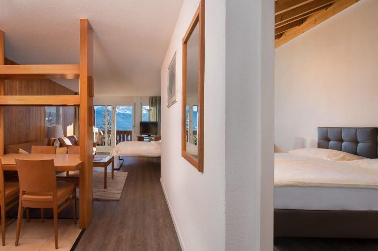 TRIPLE EXECUTIVE MOUNTAIN VIEW Room
