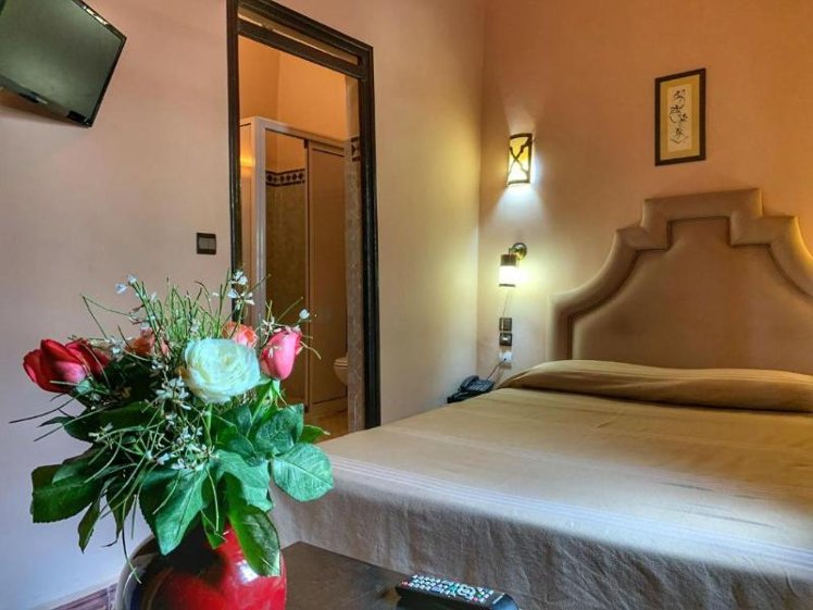 SINGLE STANDARD Room