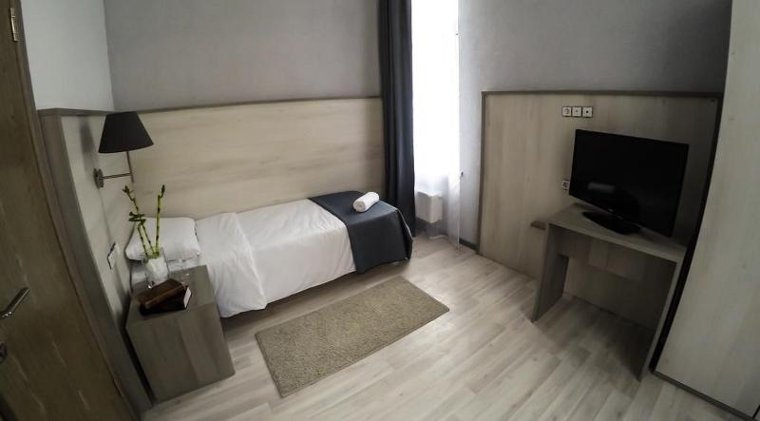 SINGLE STANDARD Room