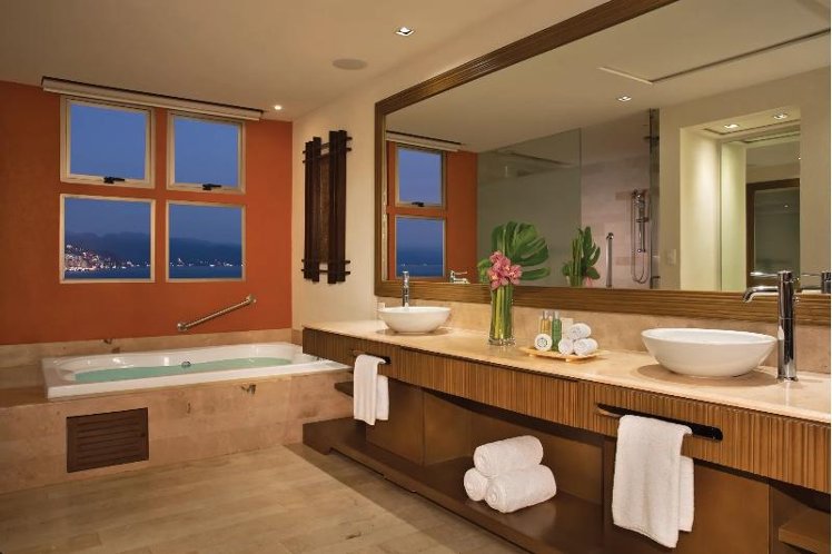 JUNIOR SUITE GARDEN VIEW Room