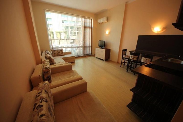 STUDIO STANDARD Room